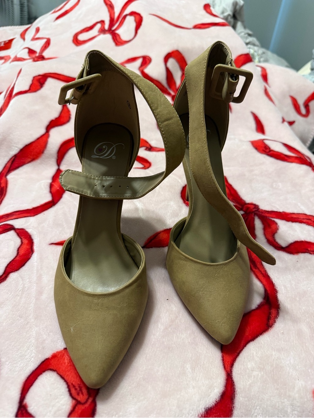 Delicious Women's Tan Pointed-Toe Ankle-Strap Heels with Buckle